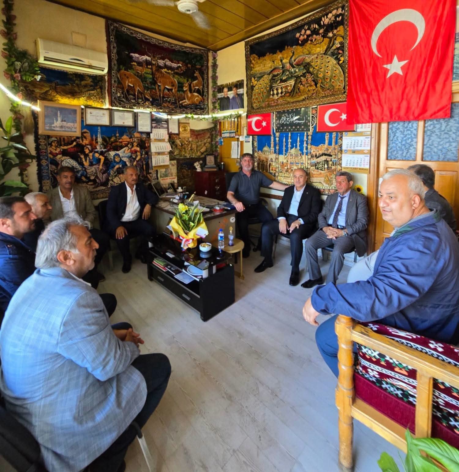 NİZİP TİCARET BORSASI FISTIK HALİ ESNAFIYLA BİR ARAYA GELDİ
