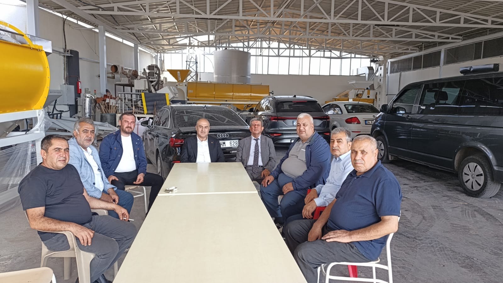 NİZİP TİCARET BORSASI FISTIK HALİ ESNAFIYLA BİR ARAYA GELDİ