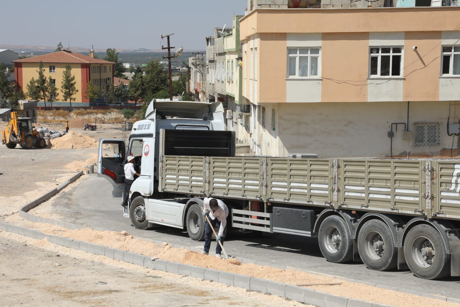 Nizip’te Mahallelerin Çehresi Yenileniyor