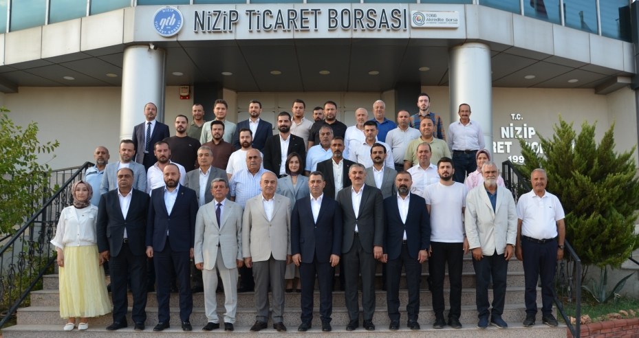 AK PARTİ HEYETİNDEN NİZİP TİCARET BORSASI’NA ZİYARET