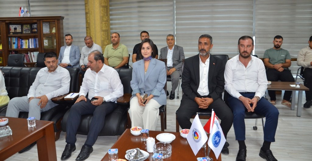 AK PARTİ HEYETİNDEN NİZİP TİCARET BORSASI’NA ZİYARET