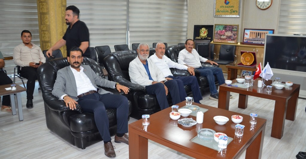 AK PARTİ HEYETİNDEN NİZİP TİCARET BORSASI’NA ZİYARET