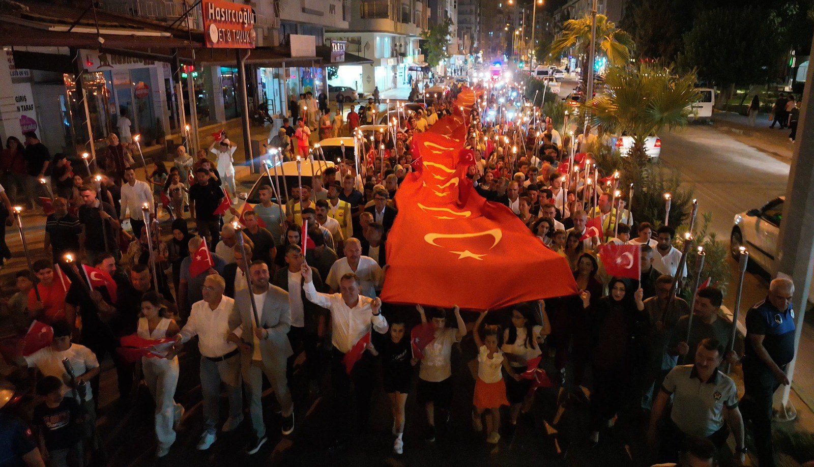 Nizip’ten 20 Bin Işık Yükseldi