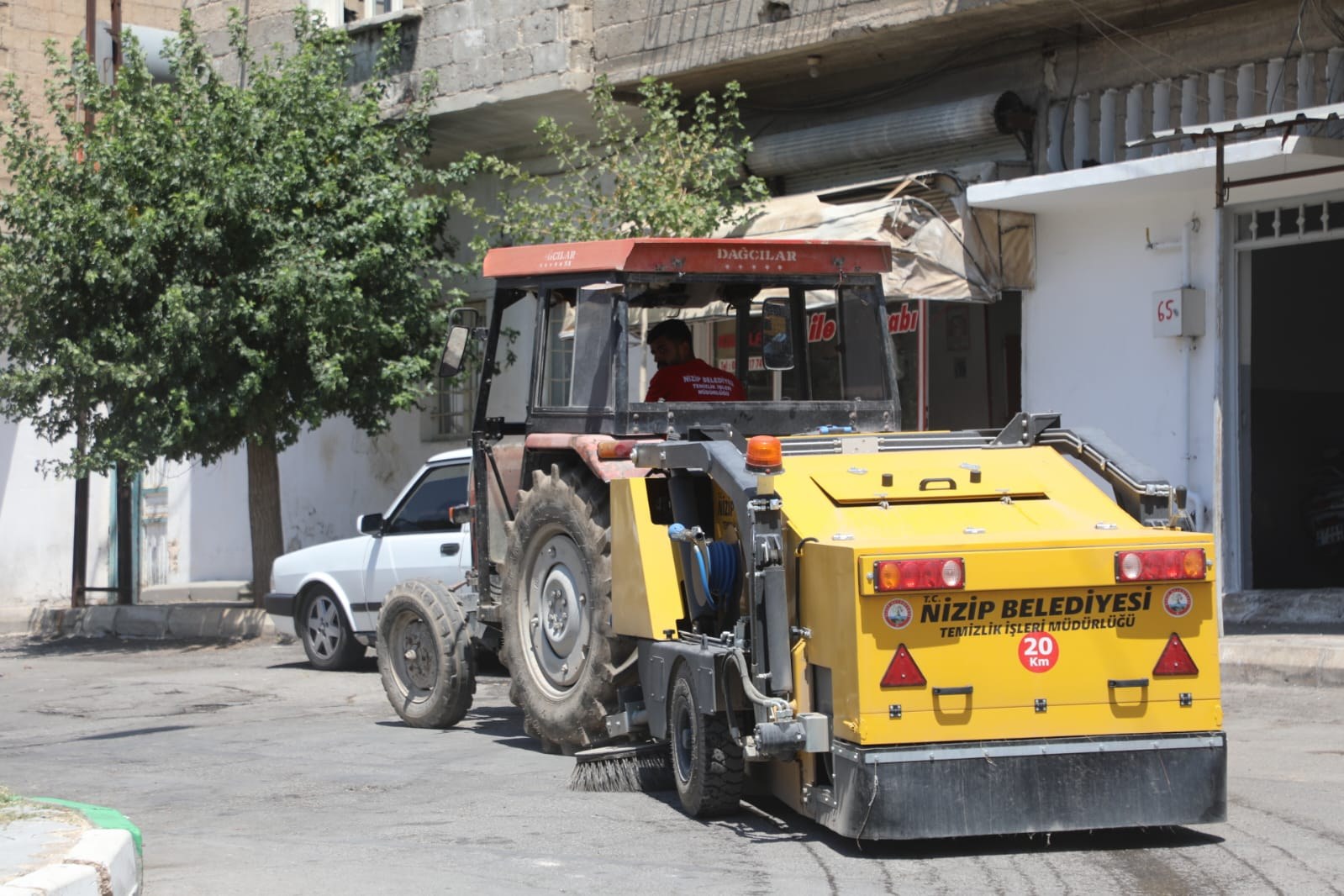 Nizip Belediyesi Temizlik Filosuna 3 Yeni Araç Kattı