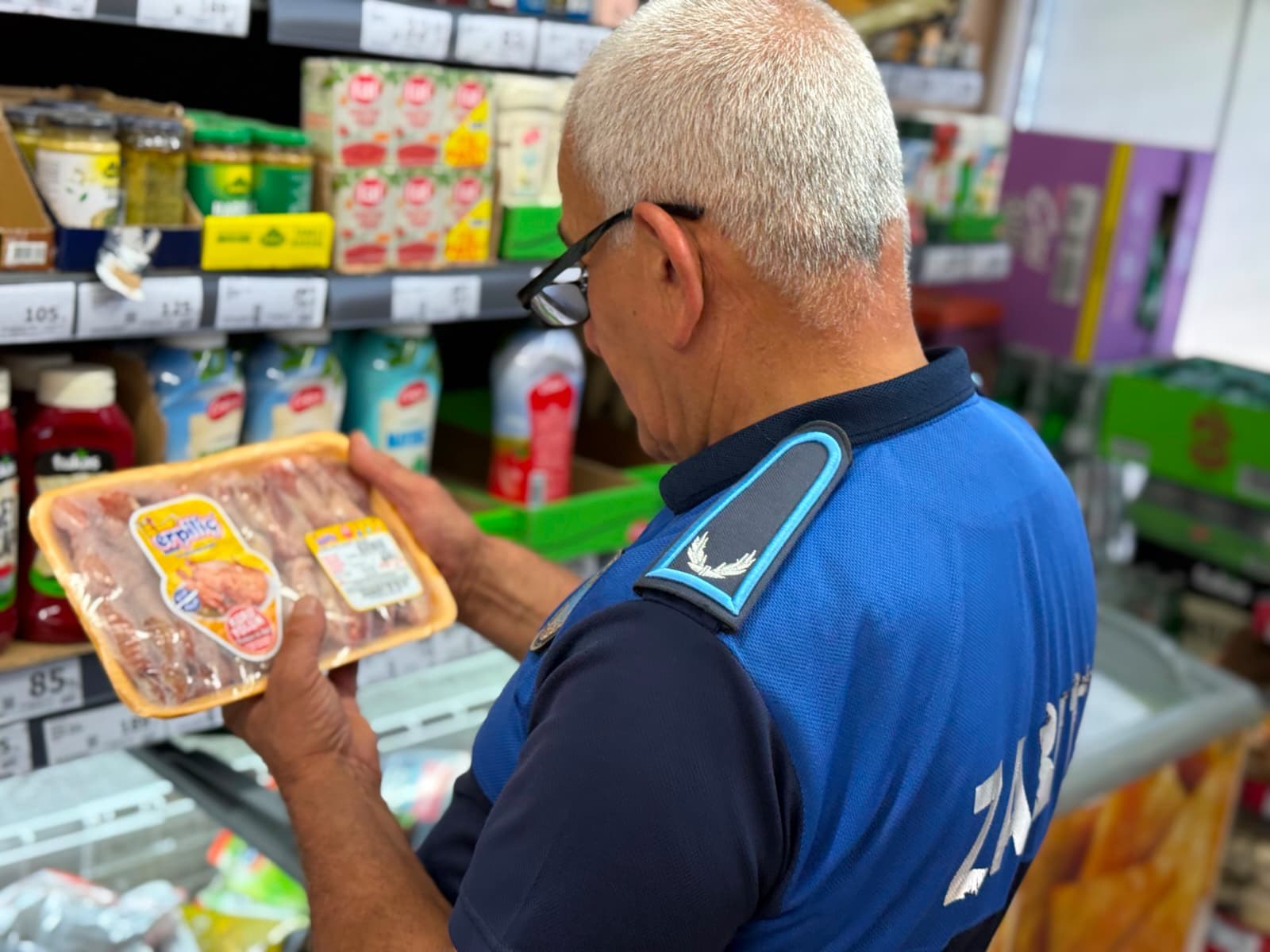 Nizip Belediyesi'nden Marketlerde Kapsamlı Denetim