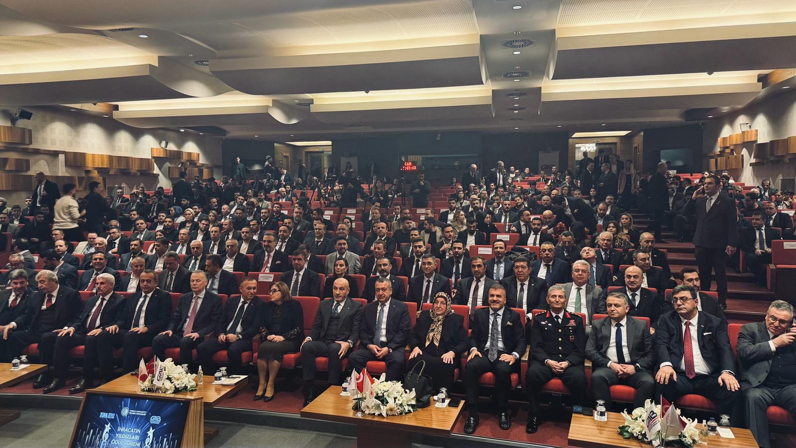 NTB BAŞKANI SARI GAİB İHRACATIN YILDIZLARI ÖDÜL TÖRENİNE KATILDI