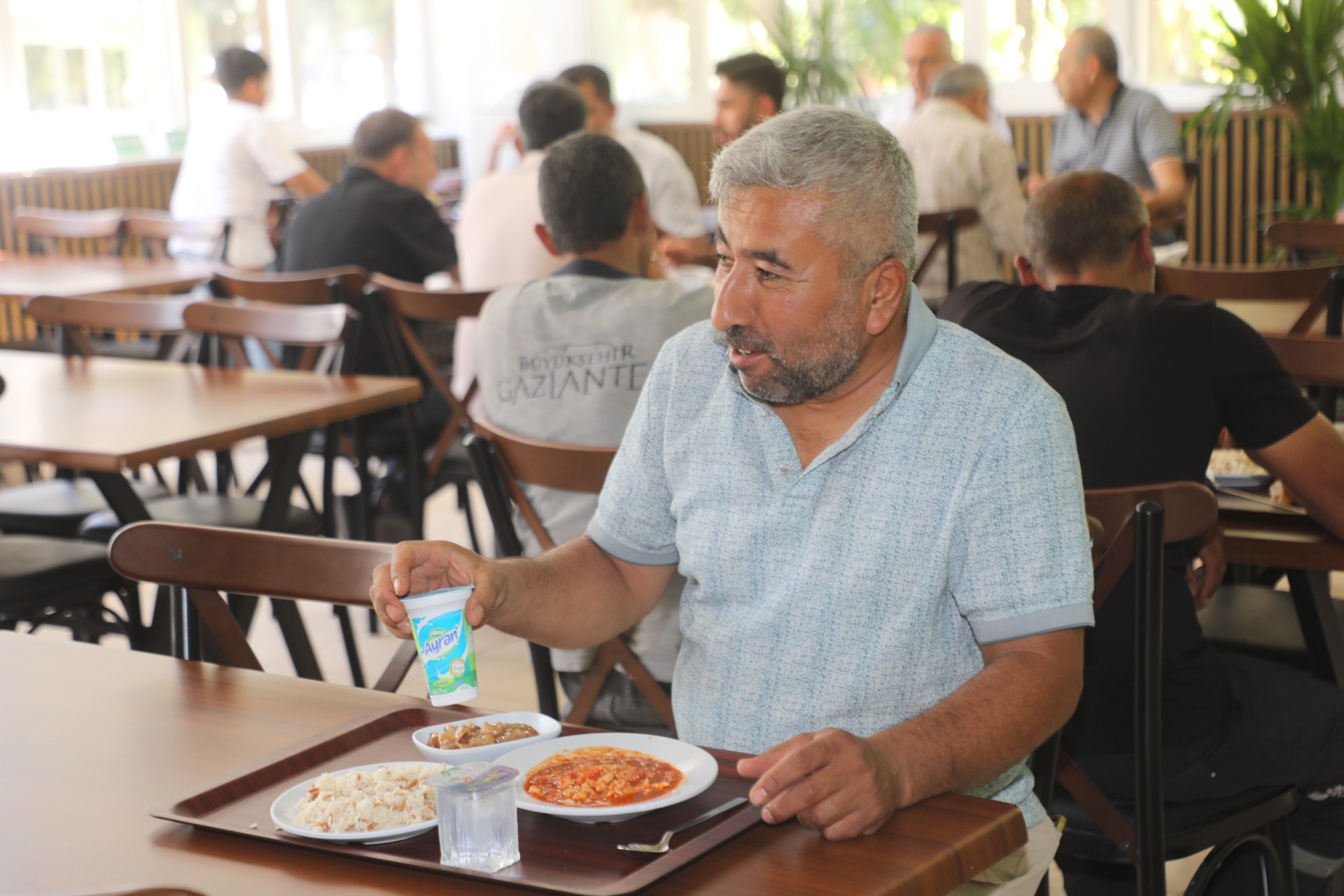 Nizip Belediyesi Kent Lokantası Her Gün Yüzlerce Vatandaşı Ağırlıyor