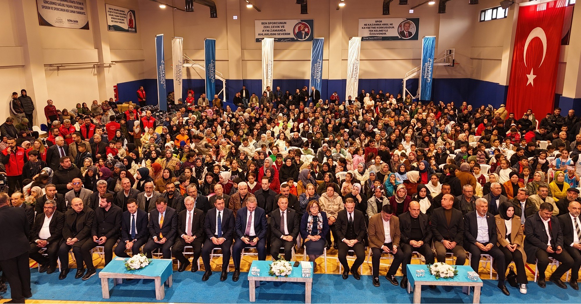 PROF. DR. TANYOL GENÇLİK MERKEZİ VE ŞAHİNBEY KÜLTÜR MERKEZİNİN AÇILIŞINA KATILDIK