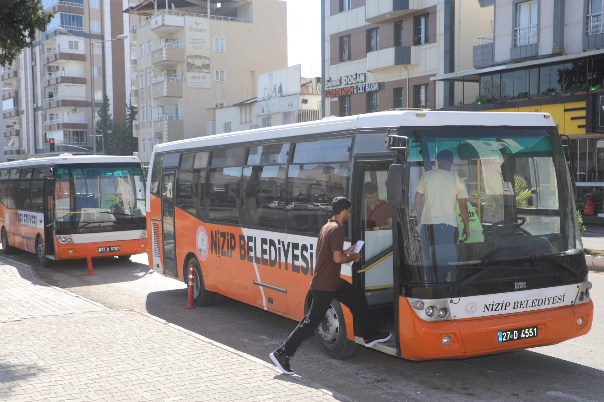 Nizip Belediyesi'nden Yks Öğrencileri ve Velilerine Destek
