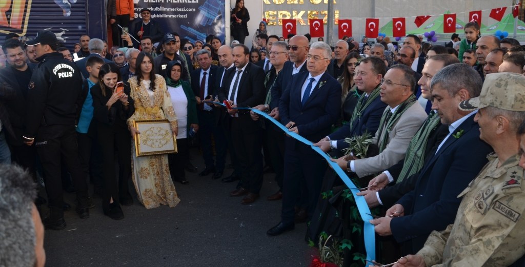 NİZİP TİCARET BORSASI NİZİP 2. ZEYTİN FESTİVALİNE KATILDI