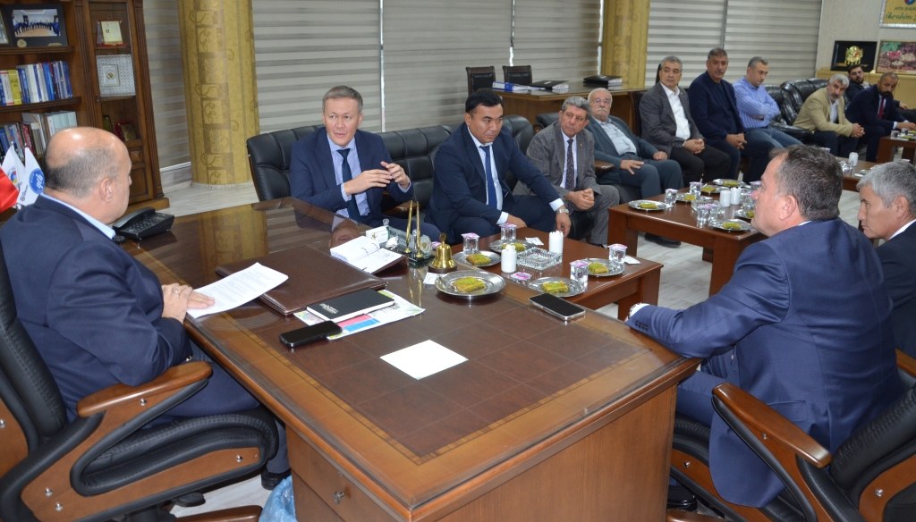 KIRGIZİSTAN NARYN EYALETİ VALİSİ VE BELEDİYE BAŞKANI NTB’Yİ ZİYARET ETTİ