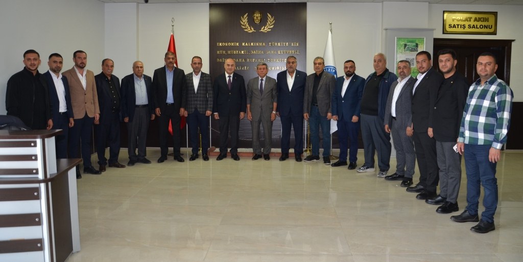 NİZİP TİCARET BORSASI’NDA YENİ DÖNEM BAŞLADI: İŞTE YENİ YÖNETİM VE GÖREV DAĞILIMI