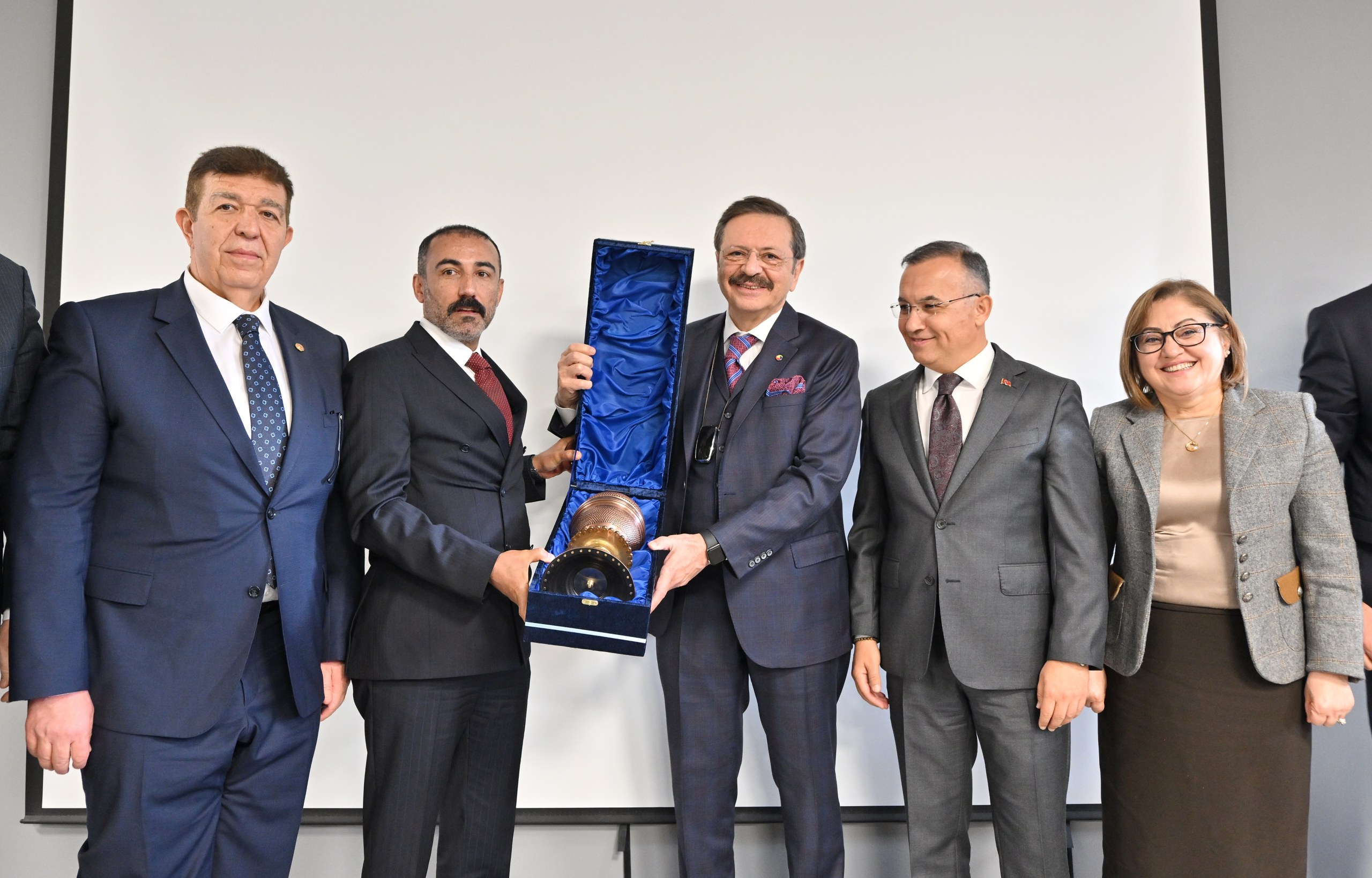 NTB BAŞKANLARI İSTASYON GAZİANTEP’İN AÇILIŞ TÖRENİNE KATILDI