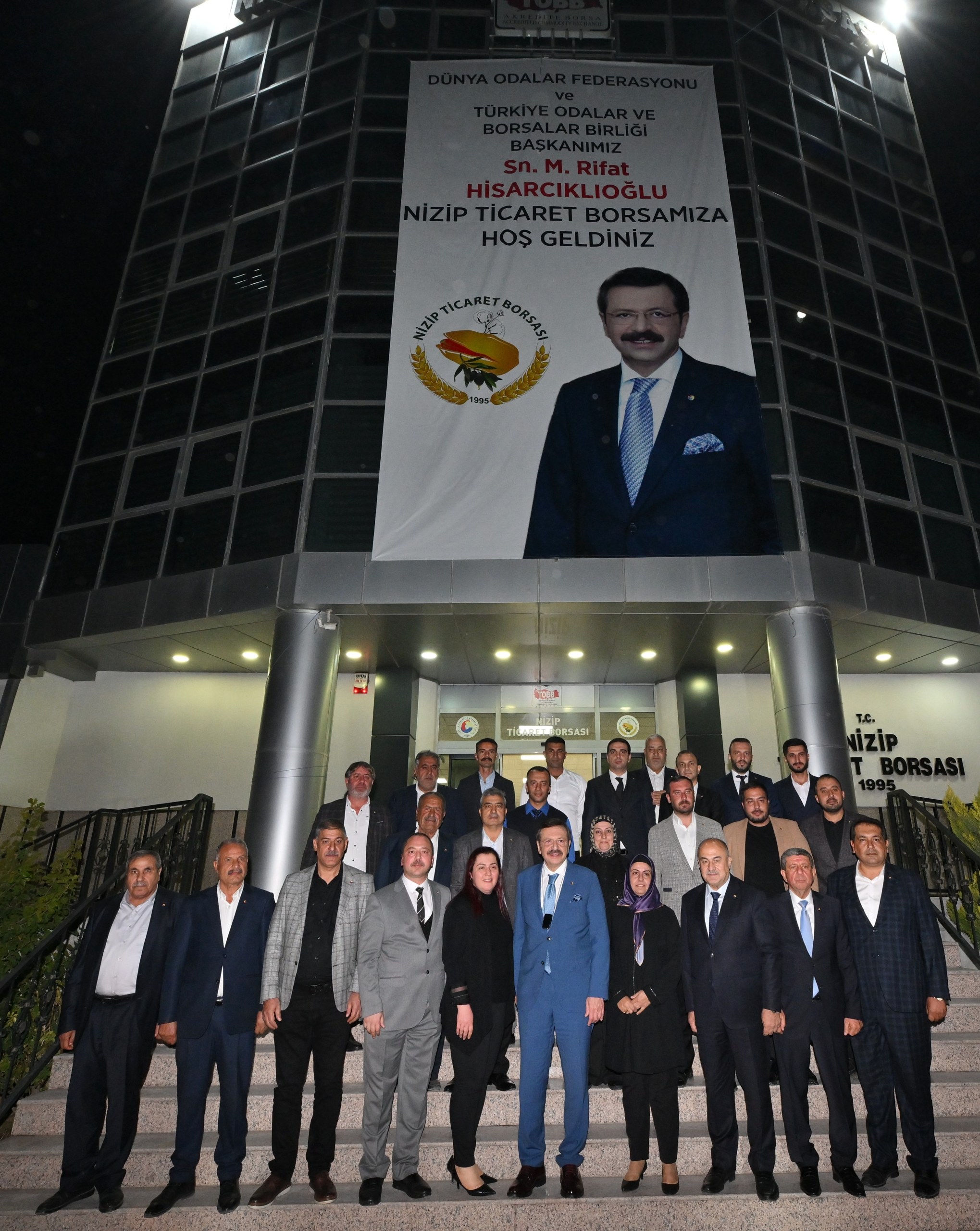 TOBB BAŞKANI HİSARCIKLIOĞLU NİZİP TİCARET BORSASINI ZİYARET ETTİ