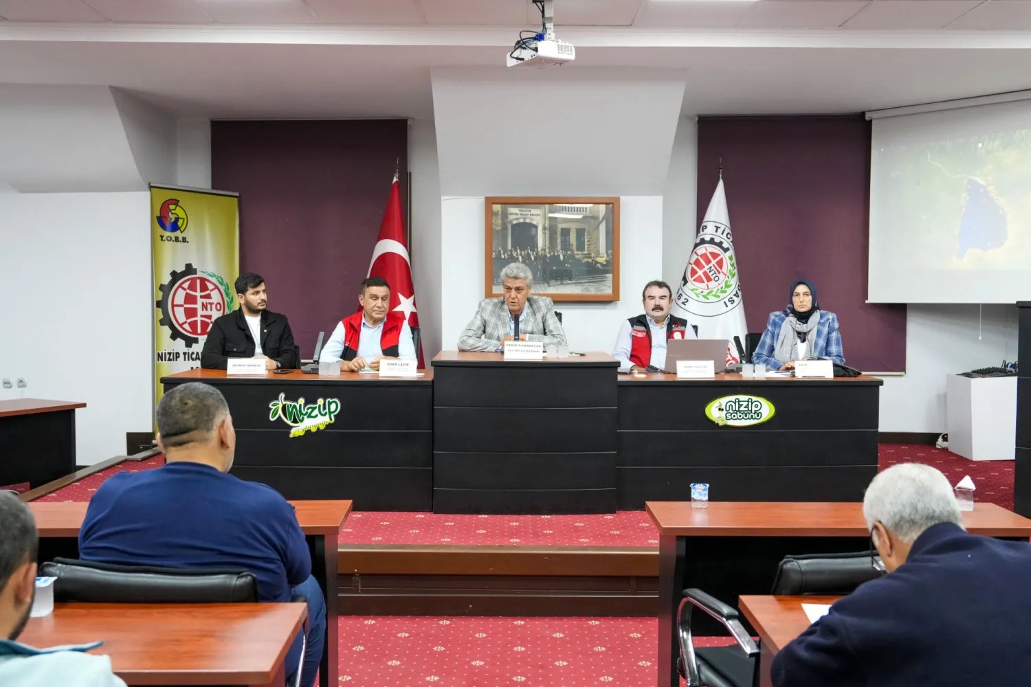 NTO’DA ZEYTİN, ZEYTİNYAĞI VE PRİNA YAĞI SEKTÖR İSTİŞARE TOPLANTISI GERÇEKLEŞTİRİLDİ