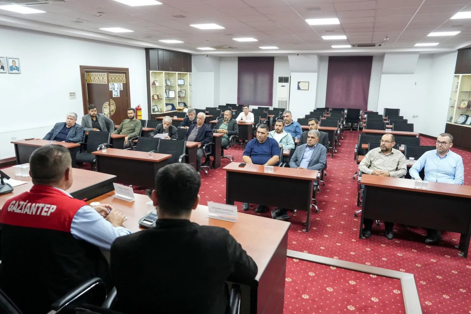 NTO’DA ZEYTİN, ZEYTİNYAĞI VE PRİNA YAĞI SEKTÖR İSTİŞARE TOPLANTISI GERÇEKLEŞTİRİLDİ