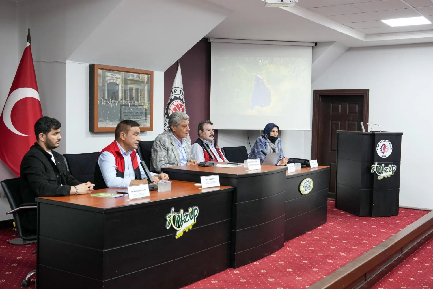 NTO’DA ZEYTİN, ZEYTİNYAĞI VE PRİNA YAĞI SEKTÖR İSTİŞARE TOPLANTISI GERÇEKLEŞTİRİLDİ