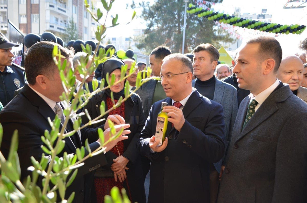 Nizip Zeytin Festivalimiz büyük bir başarıyla tamamlandı.