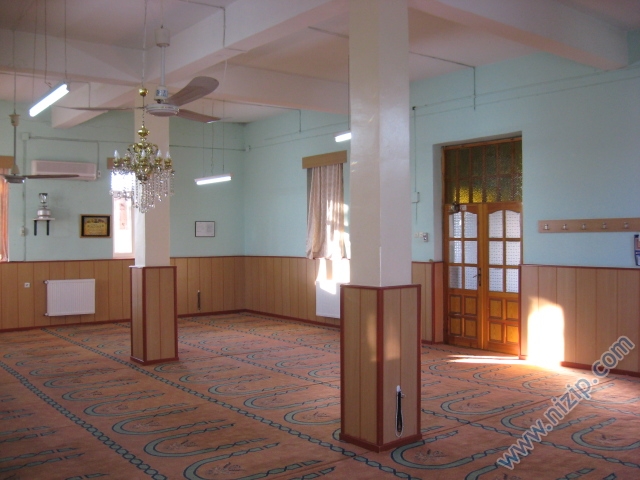 DUTLU KÖYÜ CAMİİ İÇİ 