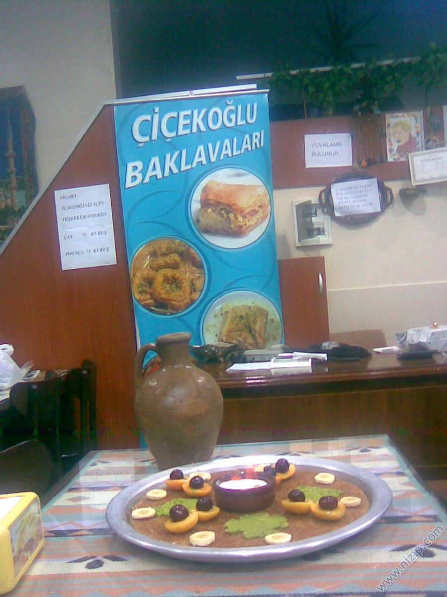 ÇİÇEKOGLU BAKLAVALARI 