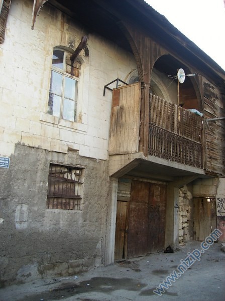 Yanan Tarihi Ev 