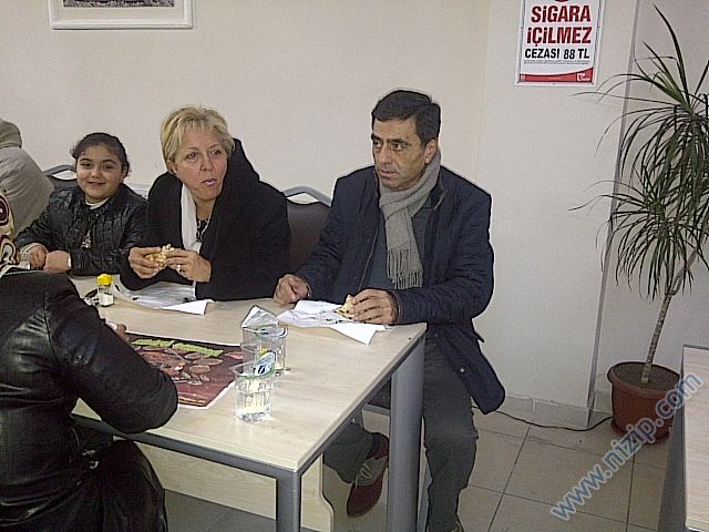 Güngören Nizipliler derneginde kahvaltı