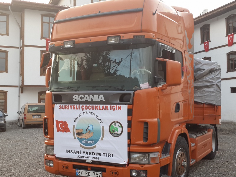 Azdavay'dan Karkamış'a Yardım Tırı Ulaşdı.
