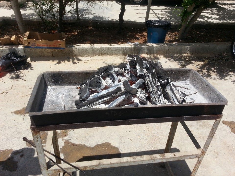 Sahre (piknik) deyince akla gelen ilk önce kebap yapım ve hazırlanışı