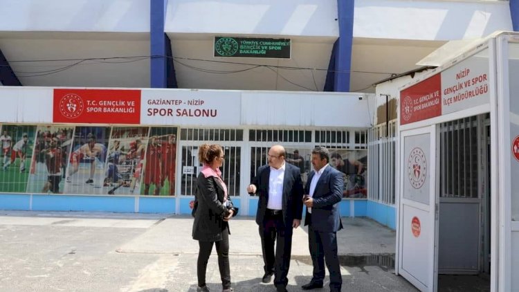 Belediye Başkanı Sarı spor tesislerinde inceleme yaptı