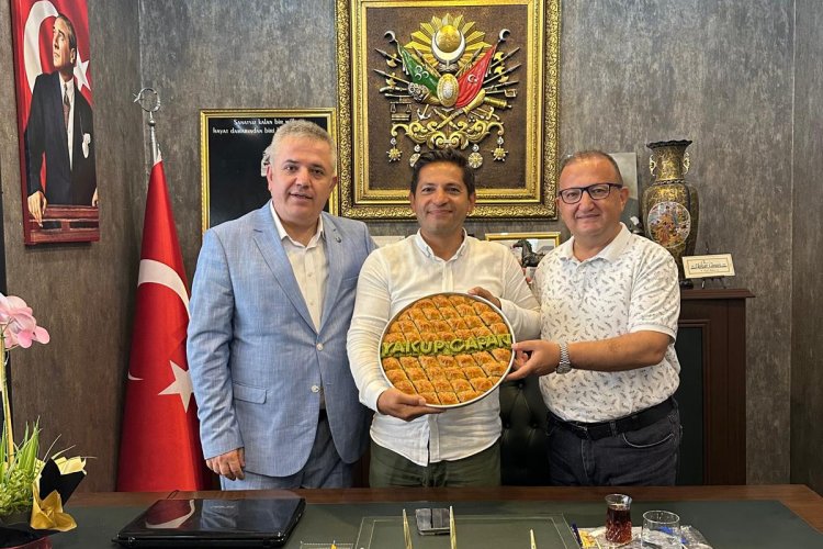 İYİ Parti’de Gaziantep Teşkilatlarına Yönelik Eleştiriler: “Daha İyi Yönetilmeliydi” İYİ Parti’de Gaziantep Teşkilatlarına Yönelik Eleştiriler: “Daha İyi Yönetilmeliydi”