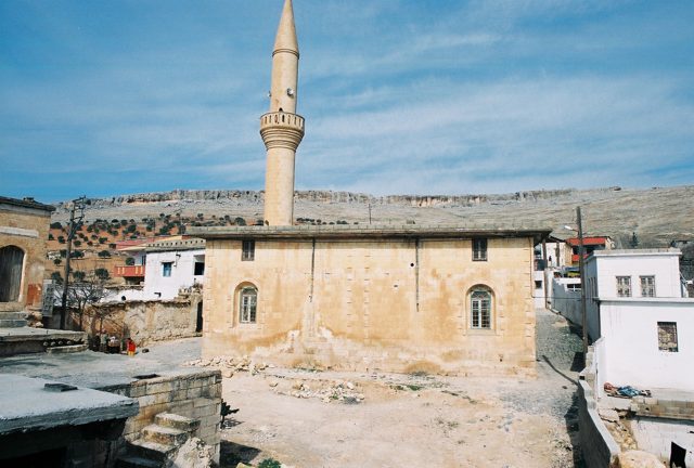 Foto : 128- Çanakçı Köyü Camii,  güney cepheden genel görünüş