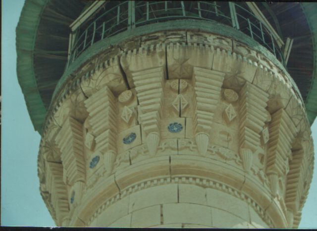 Foto : 91- Molla Ahmet Camii,  minarenin şerefe altından görünüş