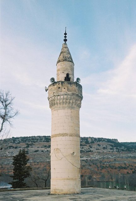 Foto : 24- Salkım Kasabası Adaklı Camii, Minareden Görünüş