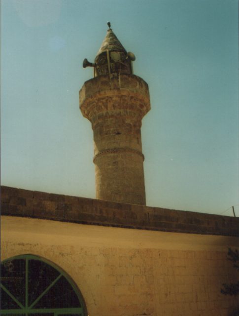 Foto. : 16- Uluyatır Kasabası Merkez Camii, minarenin kuzeyden görünüşü