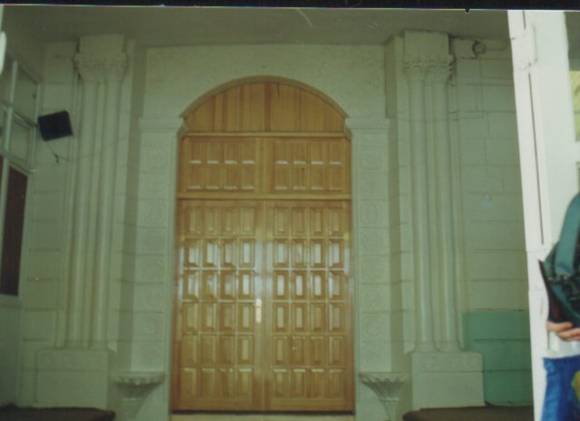 Foto : 96- Çarşı Camii, harime girişi sağlayan kapıdan görünüş