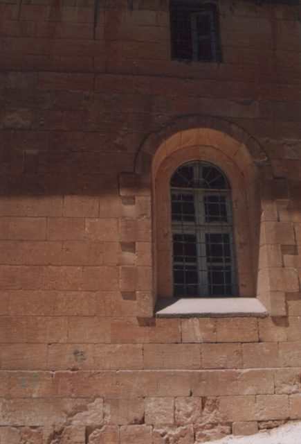 Foto : 129- Çanakçı Köyü Camii,  pencerelerden görünüş
